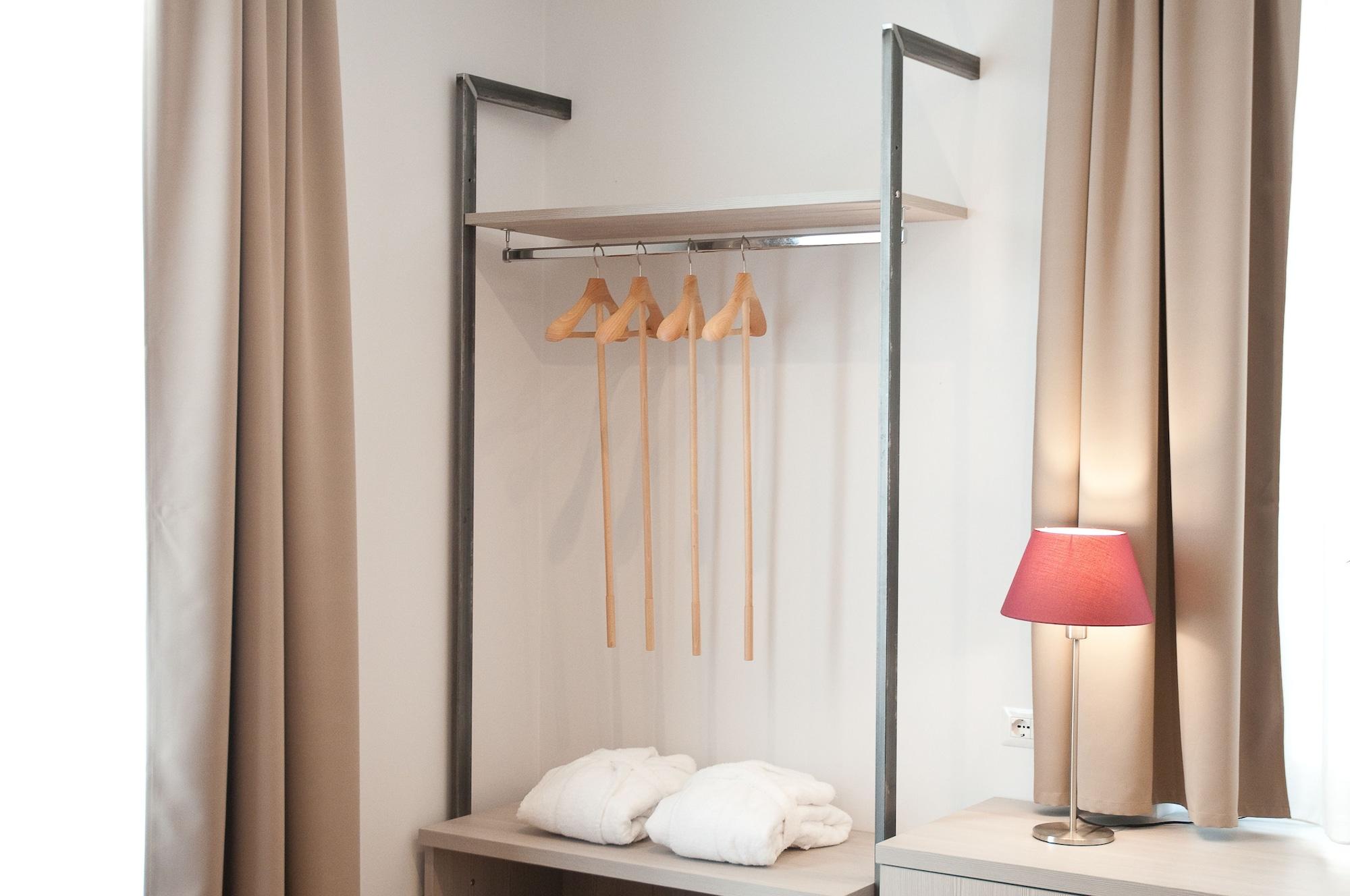 Giuturna Boutique Hotel Rome Exterior photo