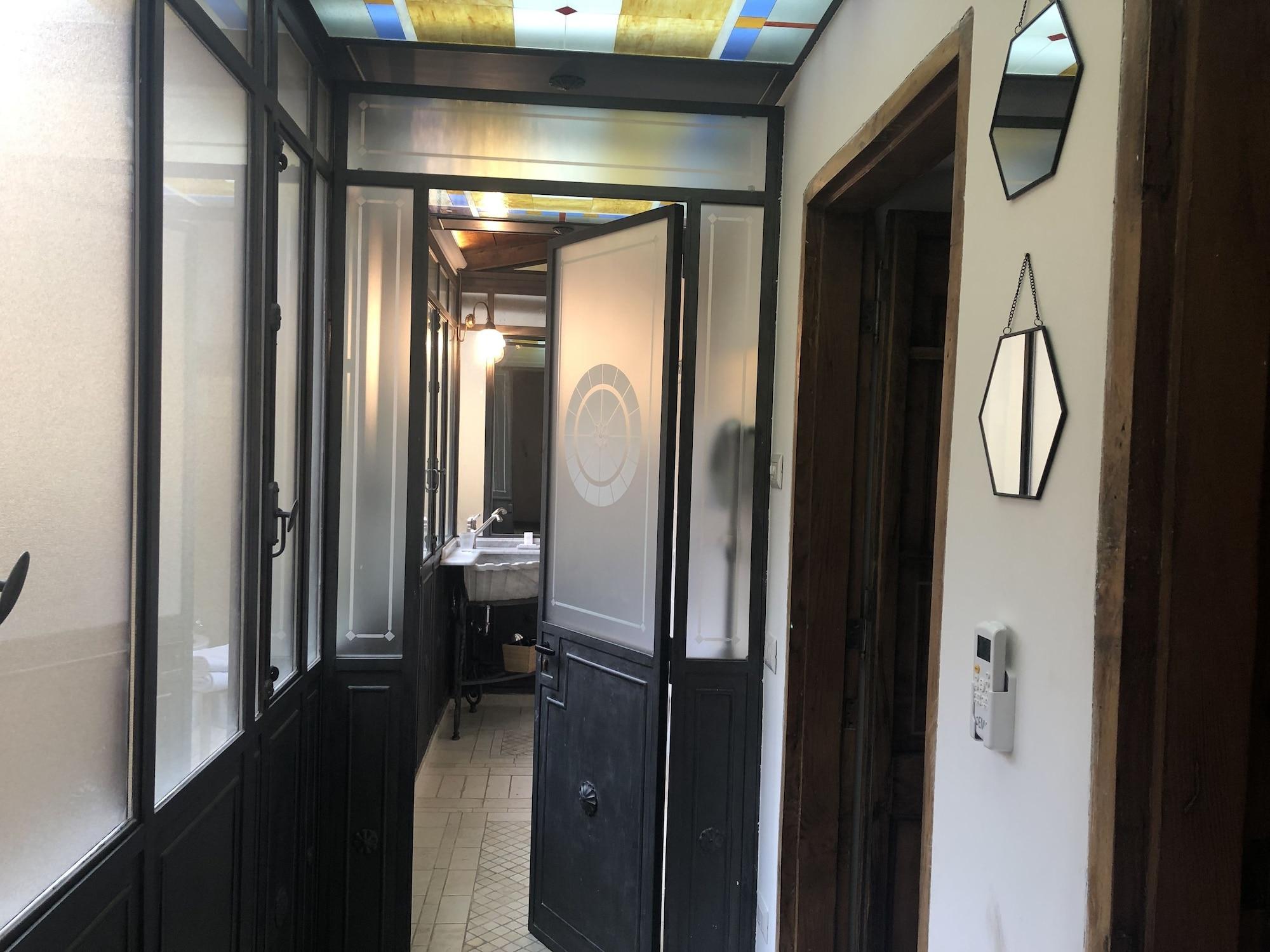 Giuturna Boutique Hotel Rome Exterior photo
