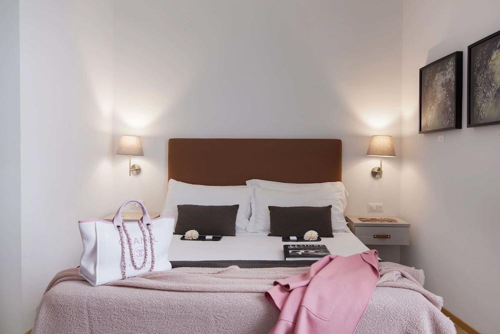 Giuturna Boutique Hotel Rome Exterior photo