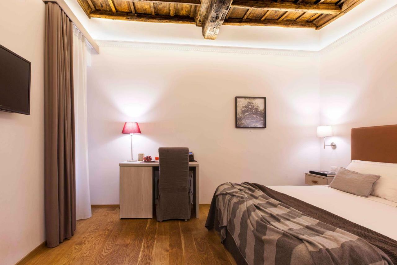 Giuturna Boutique Hotel Rome Exterior photo